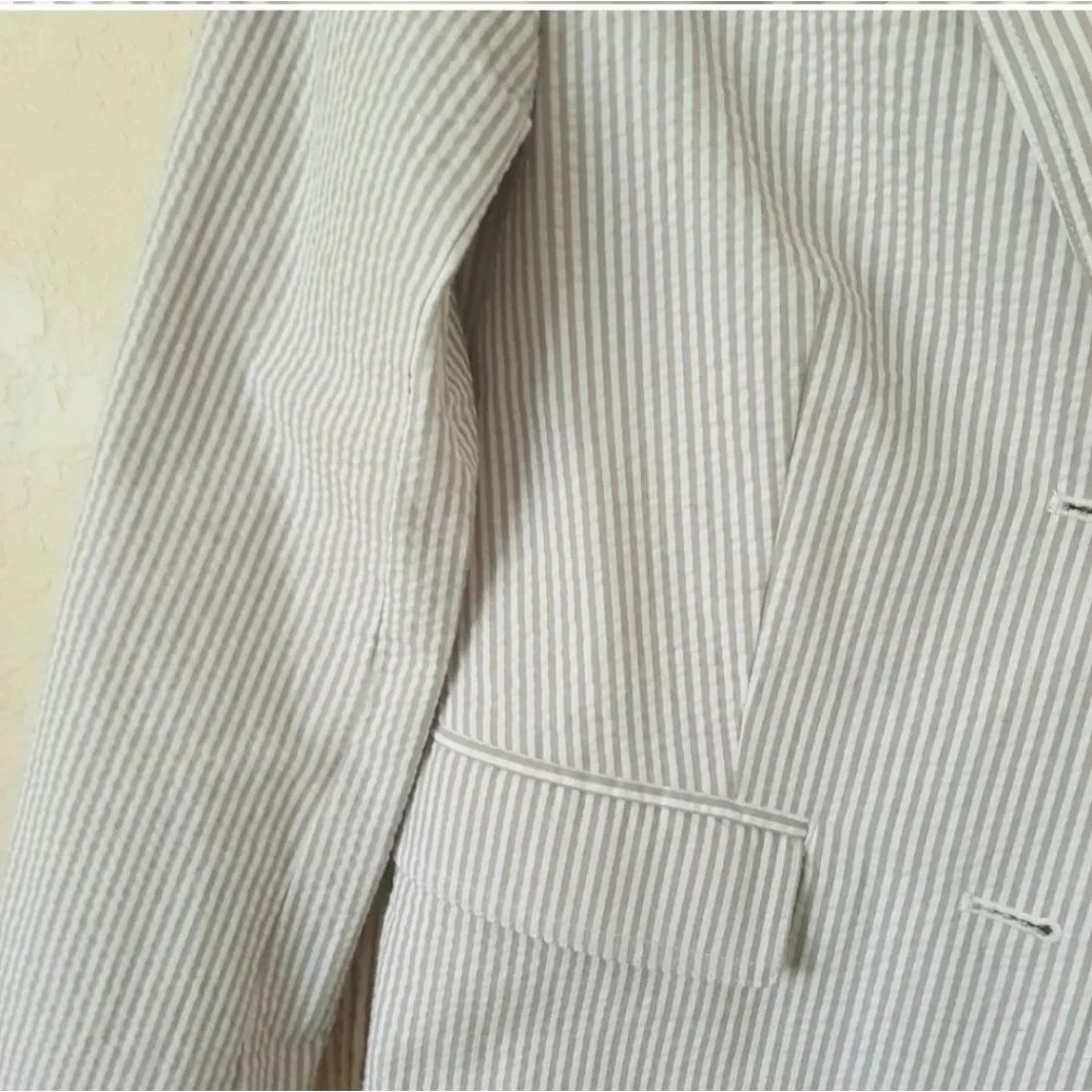 Gap Academy Grey V-necline Collar Stripe Seersucker Blazer Sz 2